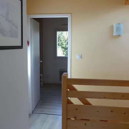 Holiday home Neuf Au Calme Pres De Gerardmer Avec Terrasse Et Balades En Foret - Fr-1-589-217