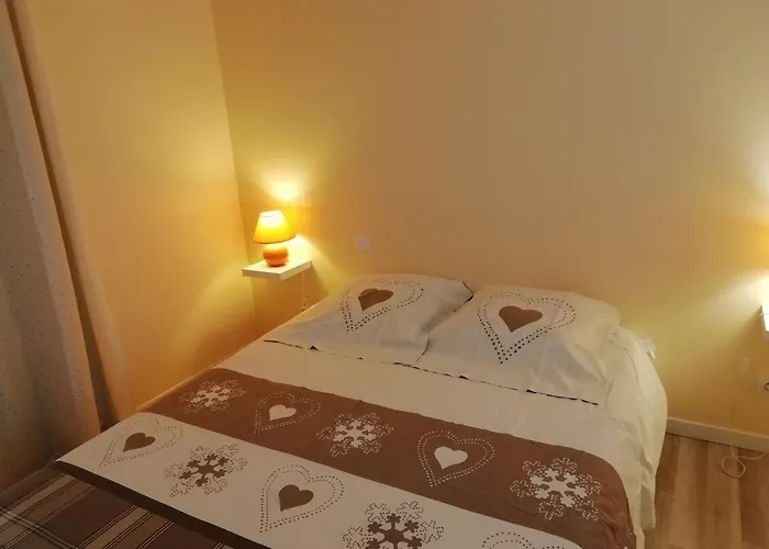 Neuf Au Calme Pres De Gerardmer Avec Terrasse Et Balades En Foret - Fr-1-589-217 *